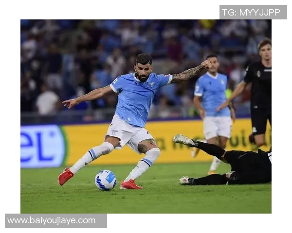 足球激情燃烧绿茵场 解析全球足球赛事发展与未来趋势